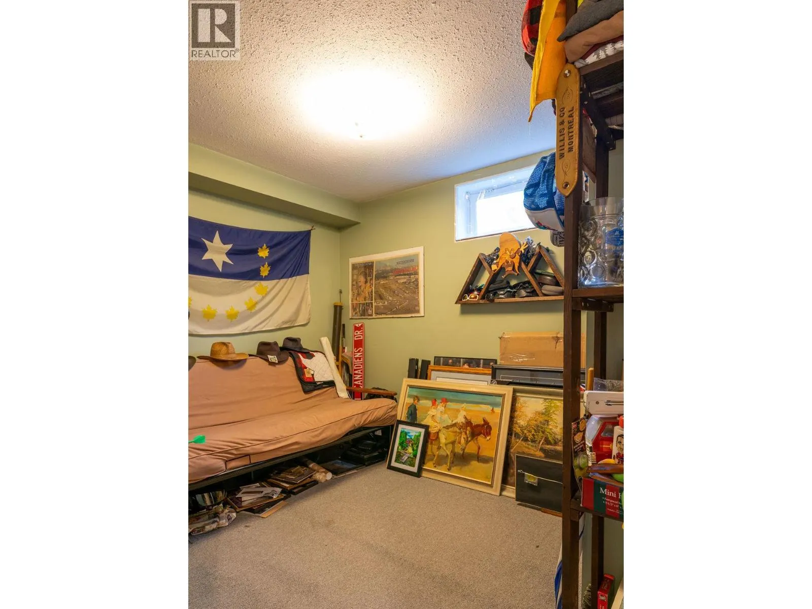 200 Viers Crescent
