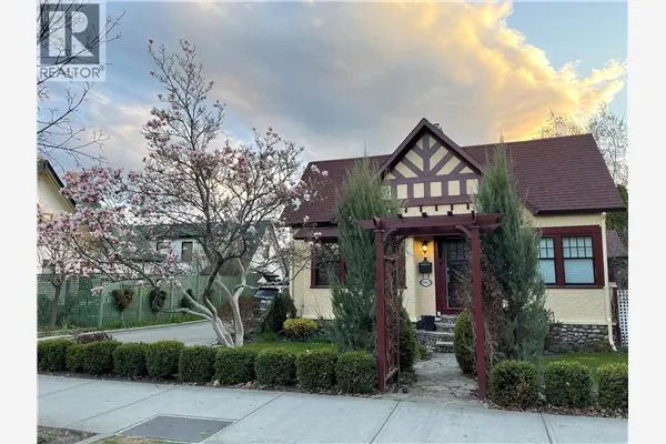 1912 Abbott Street
