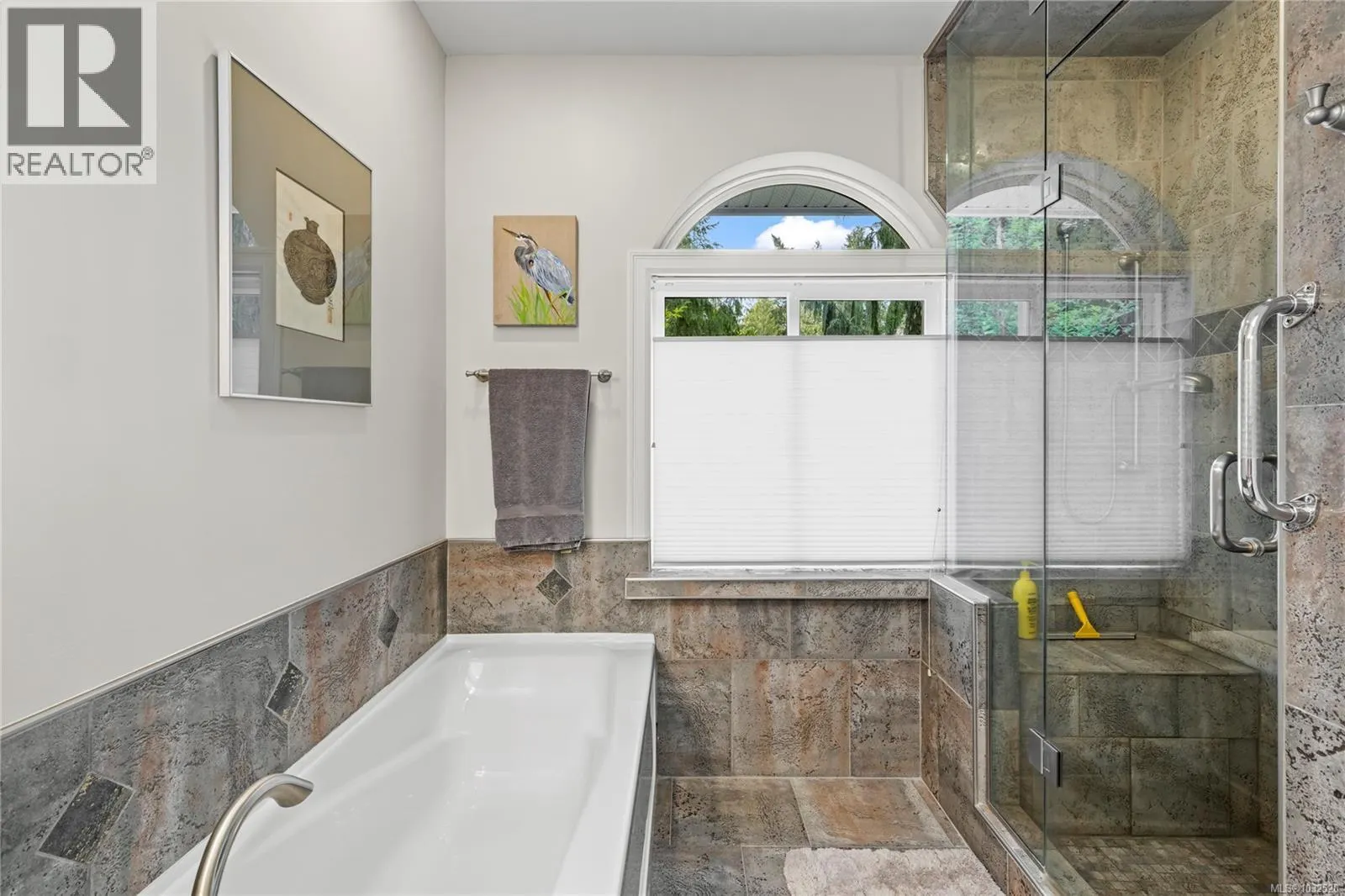 1895 Widgeon Rd