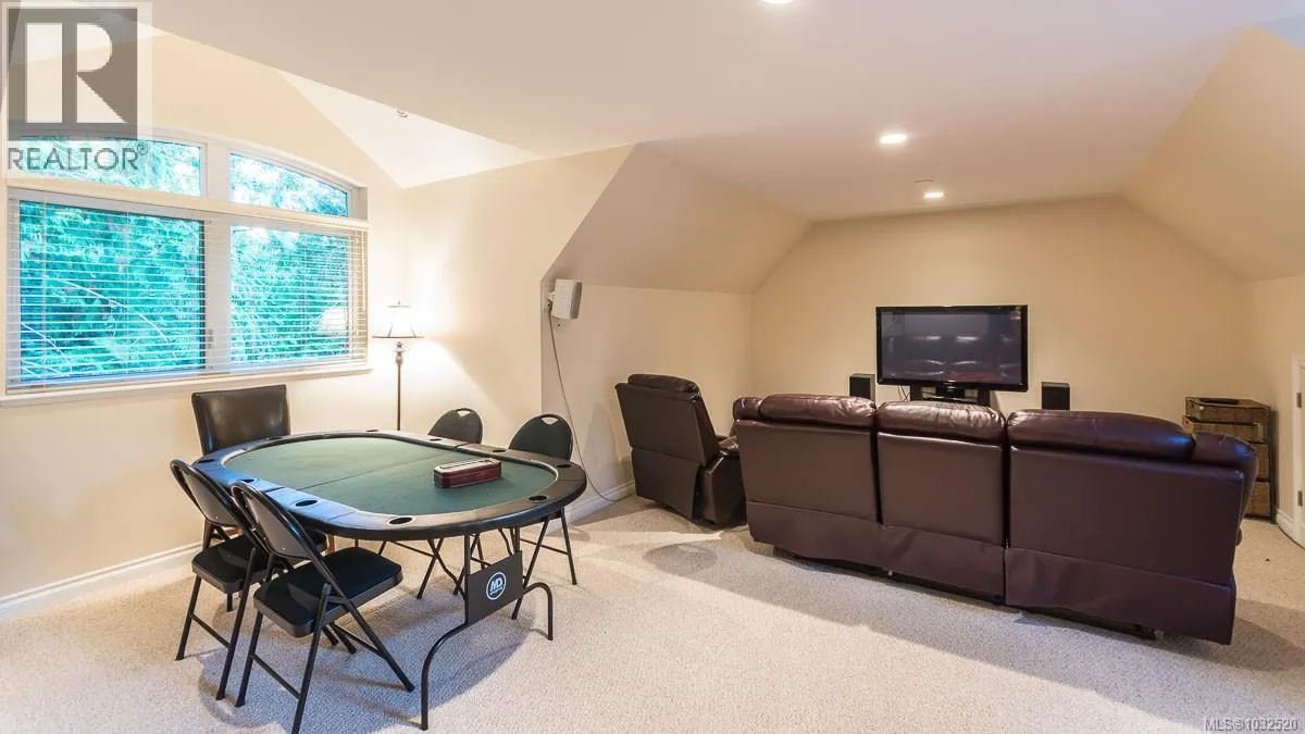 1895 Widgeon Rd