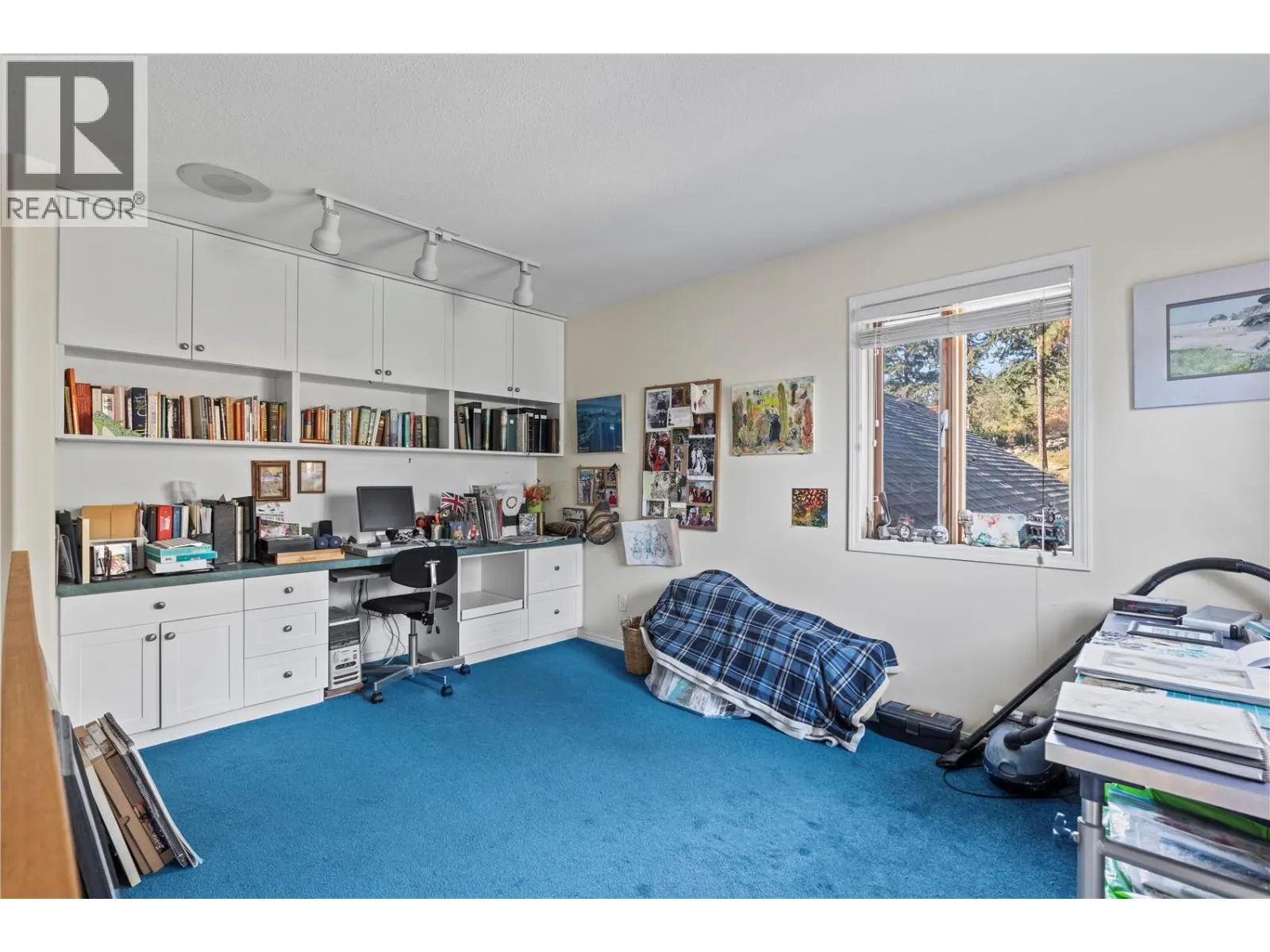 9292 Kokanee Road