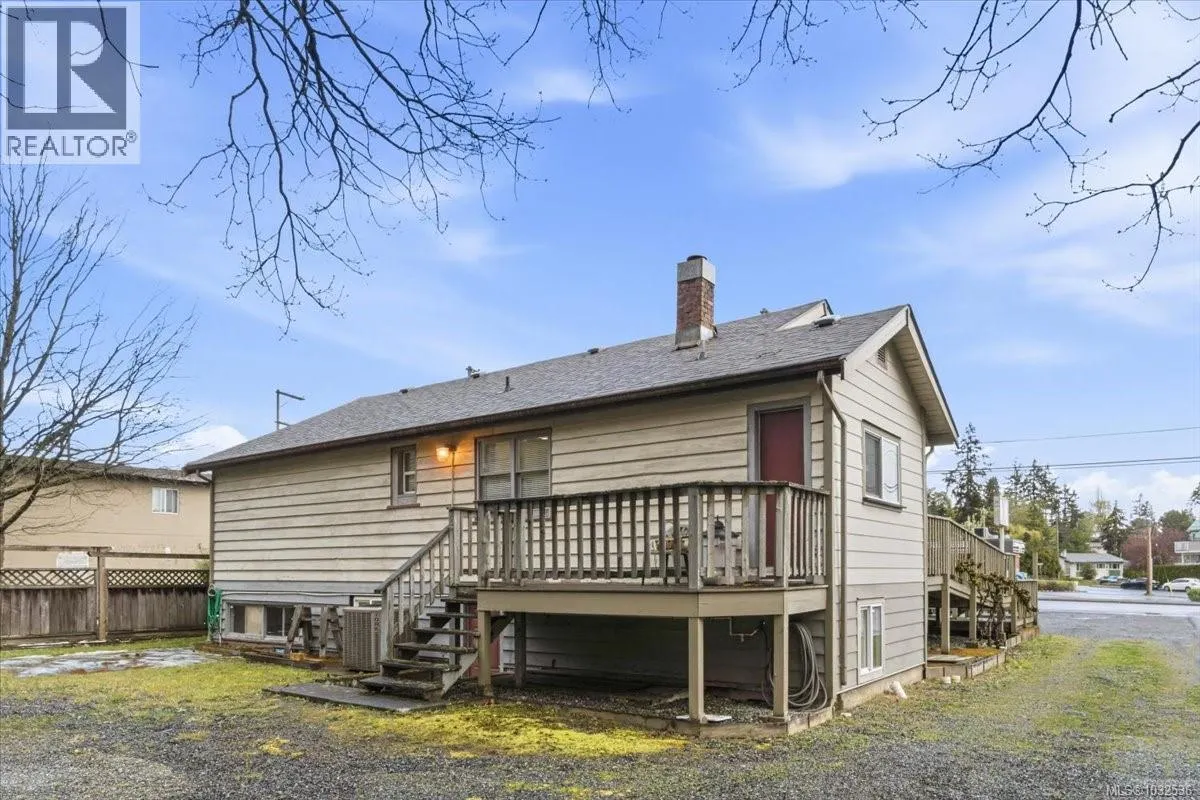 1605 Bowen Rd