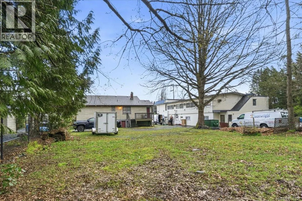 1605 Bowen Rd