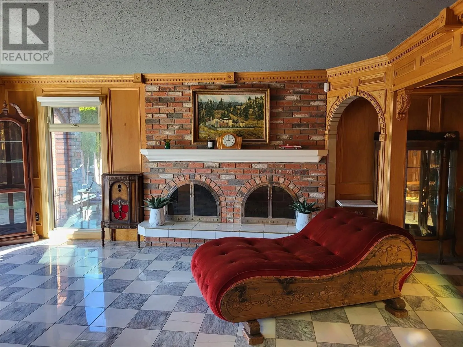 327 Carmel Crescent