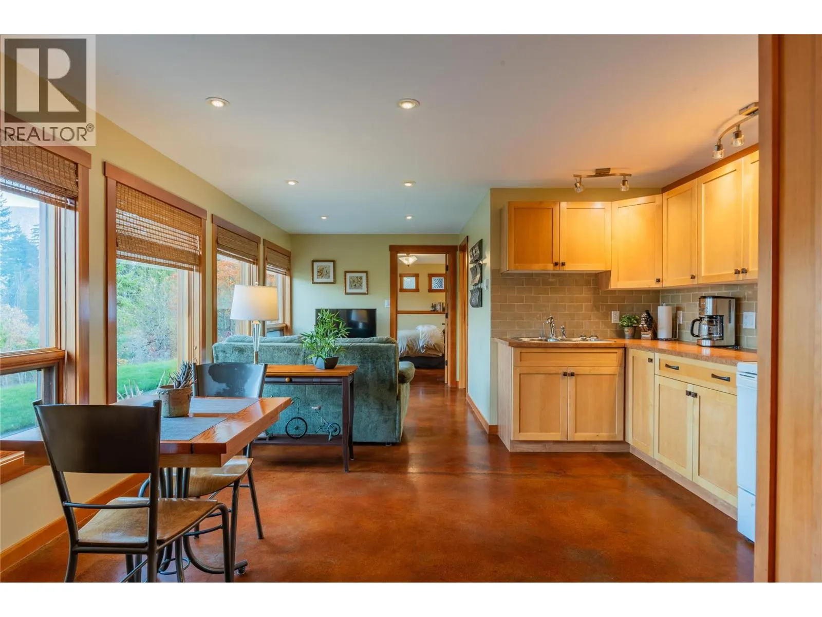 1630 KNOX Road