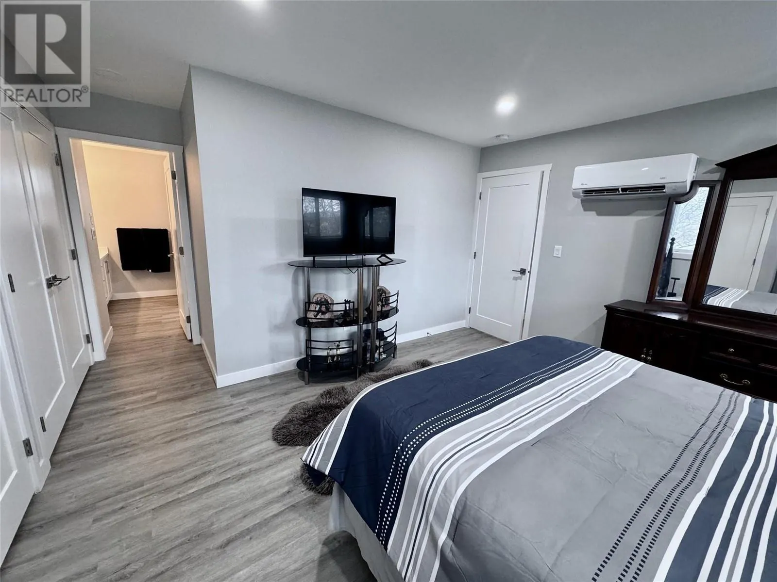 5830 OKANAGAN Street Unit# 102