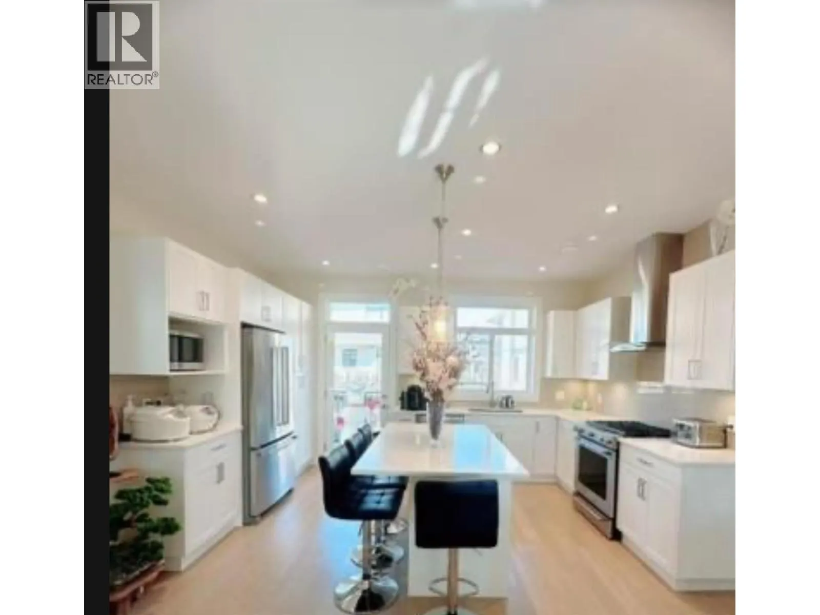 1102 Cameron Avenue Unit# 26
