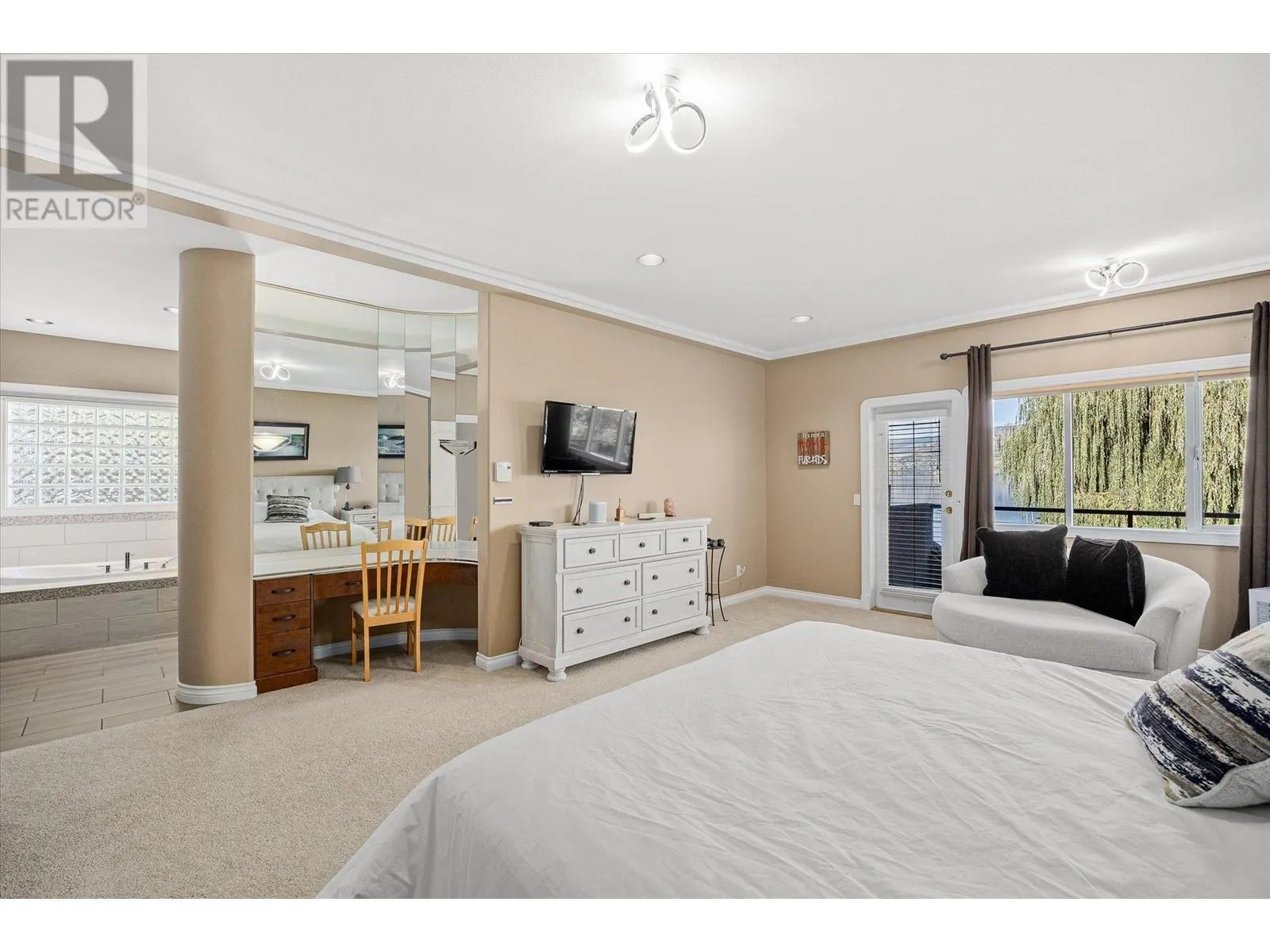 4382 Hobson Road