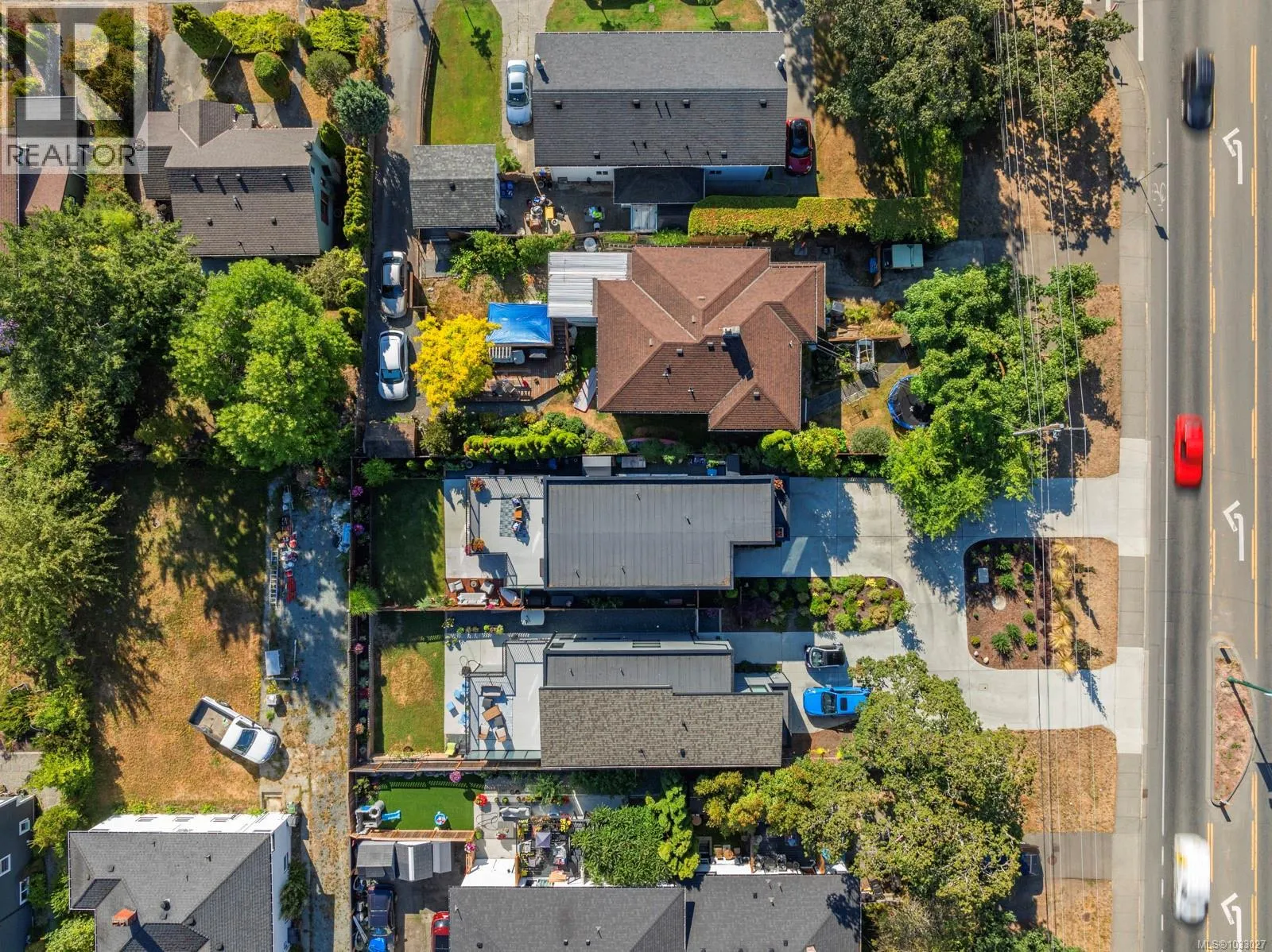 1158 Craigflower Rd