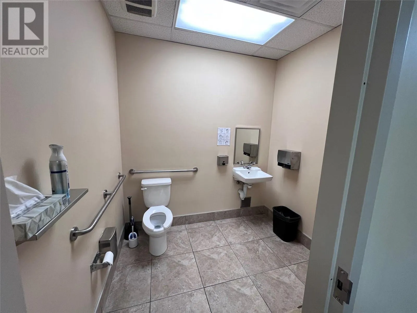 2090 Harvey Avenue Unit# 3b