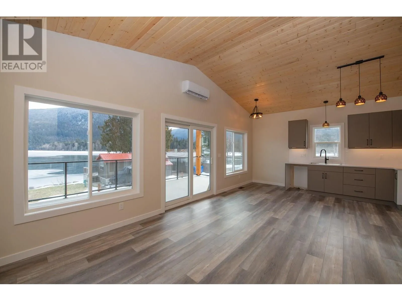 1681 Sugar Lake Road Unit# 7