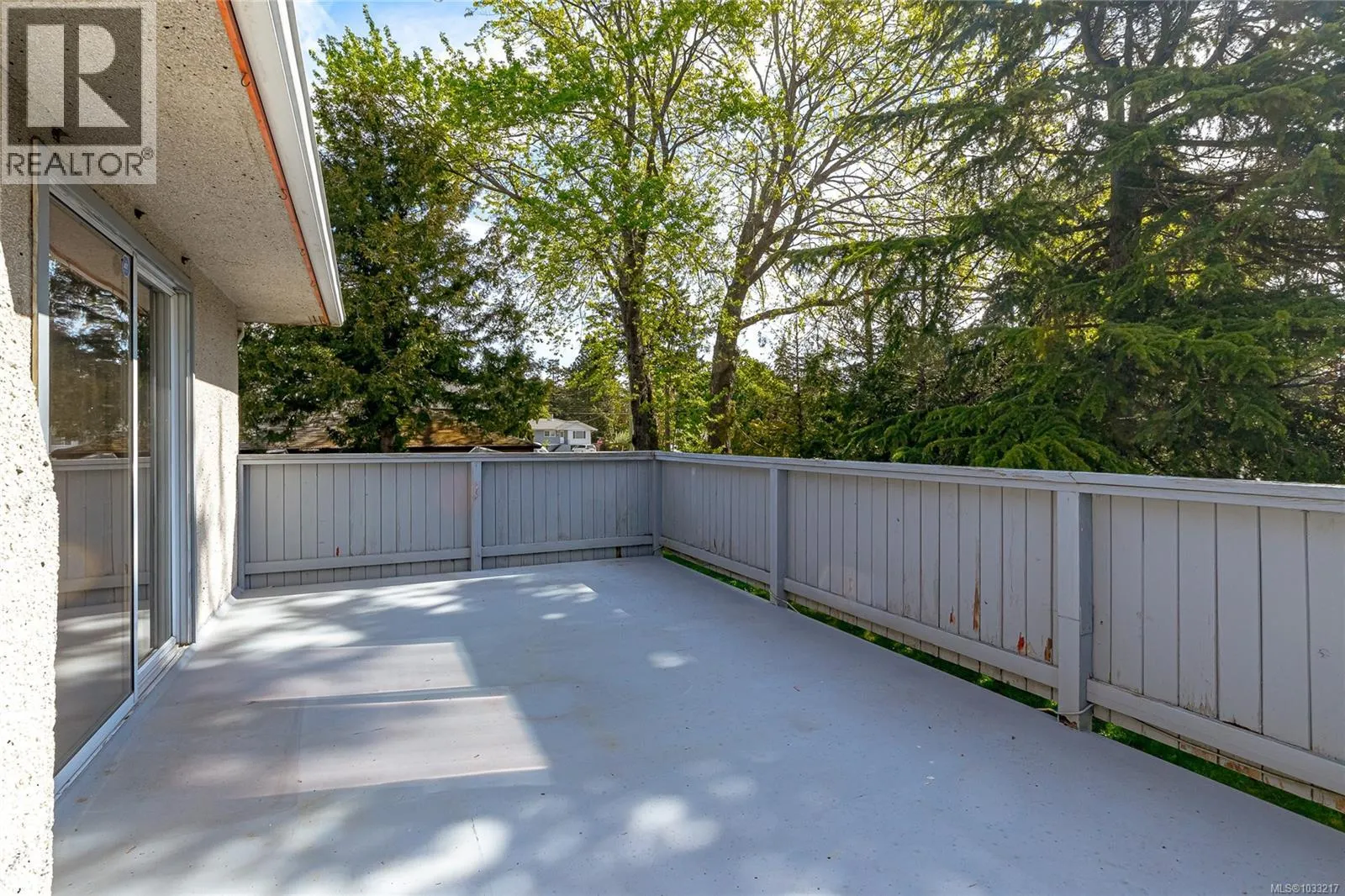 14 Kingham Pl