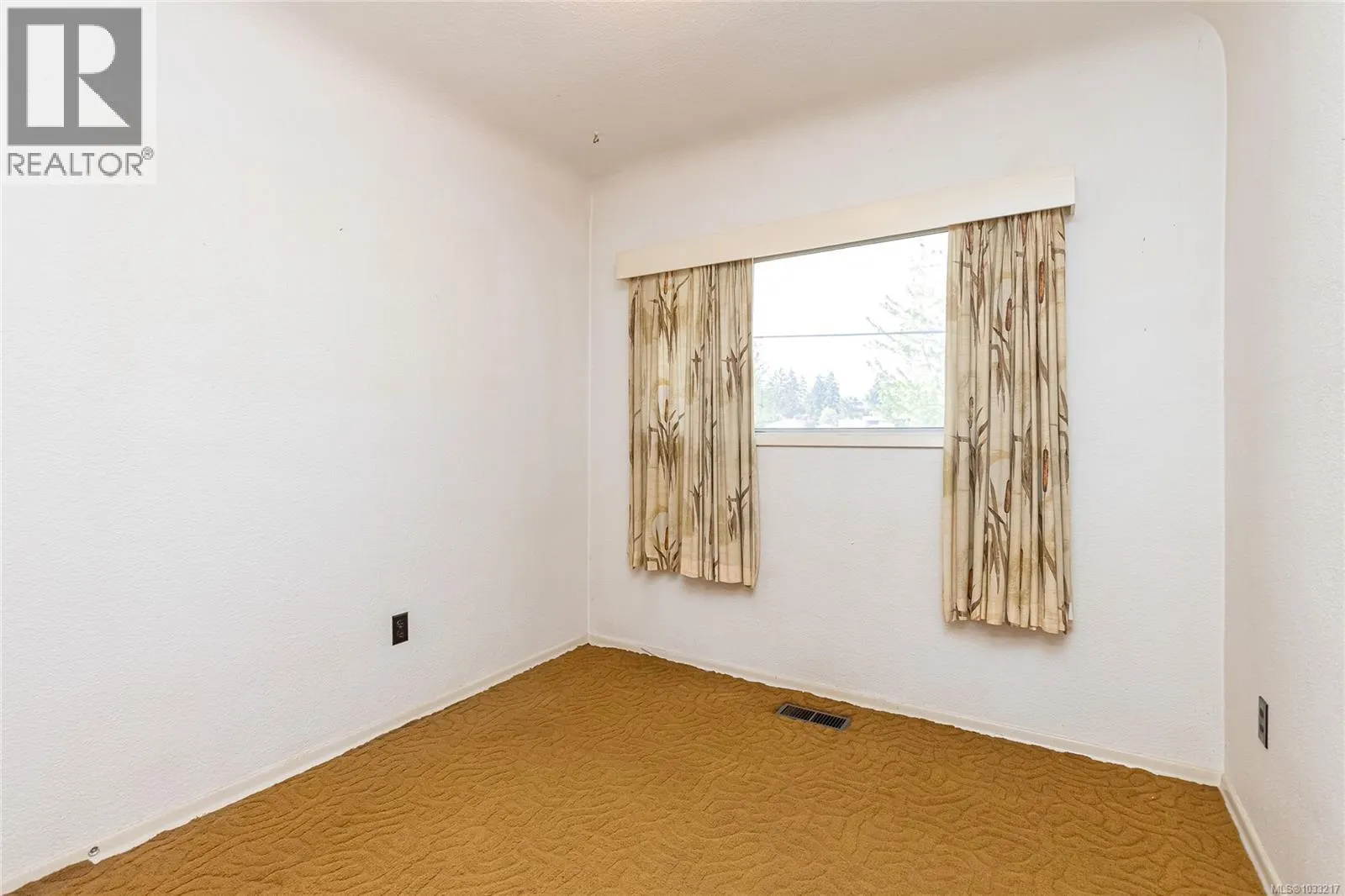14 Kingham Pl
