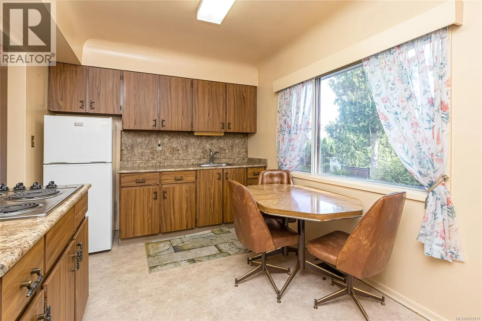 14 Kingham Pl