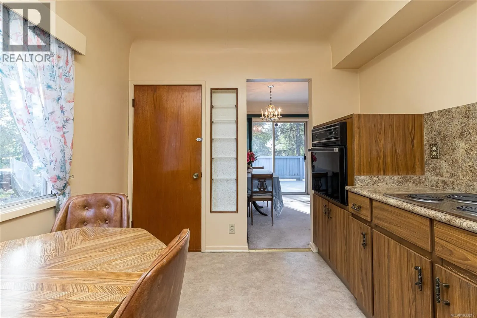14 Kingham Pl