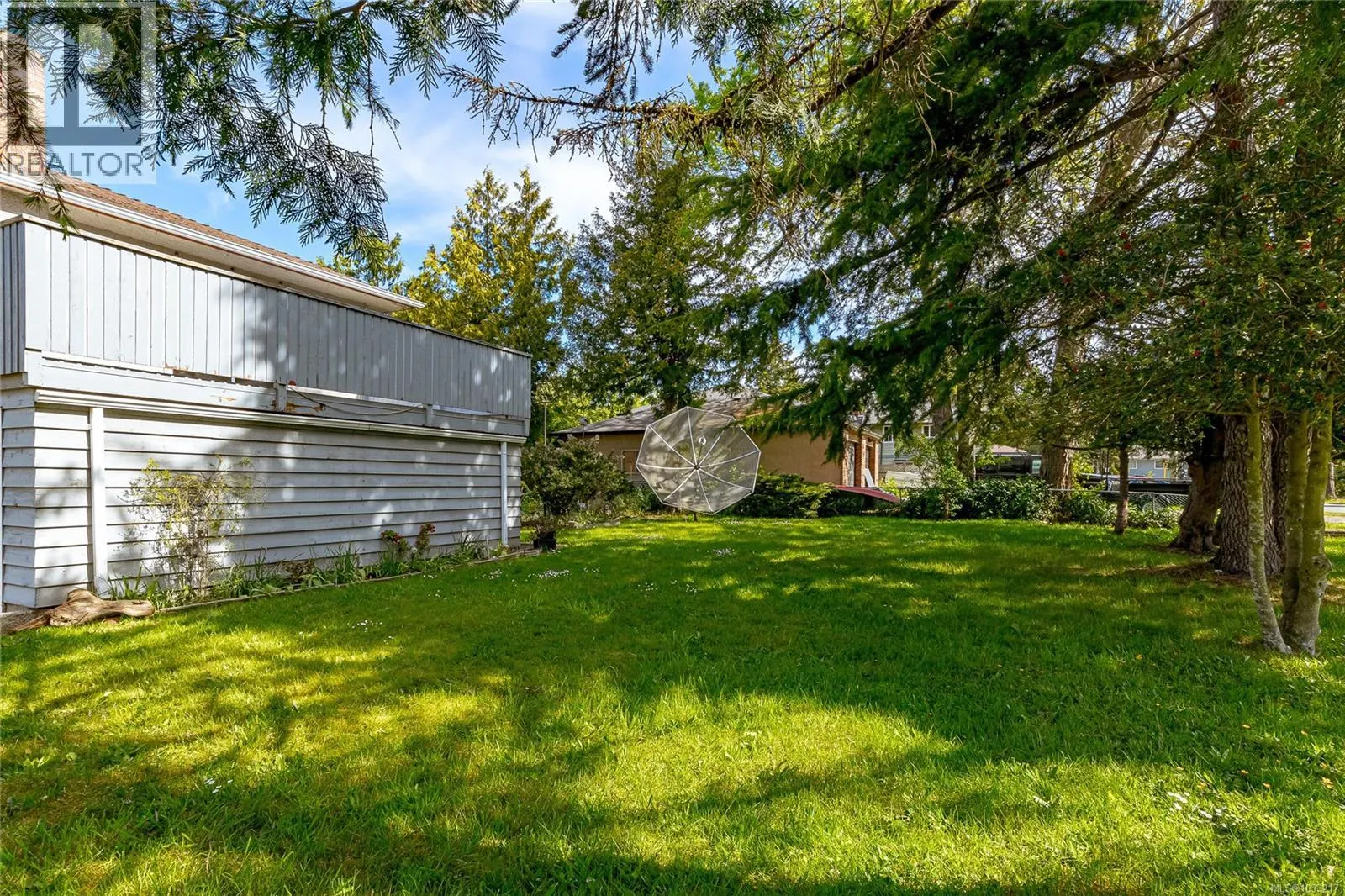 14 Kingham Pl
