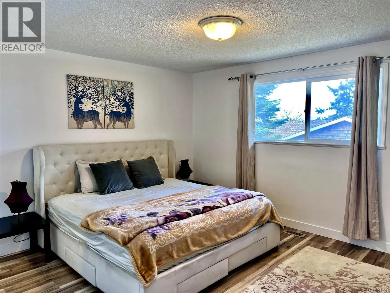 5560 Oceanview Terr