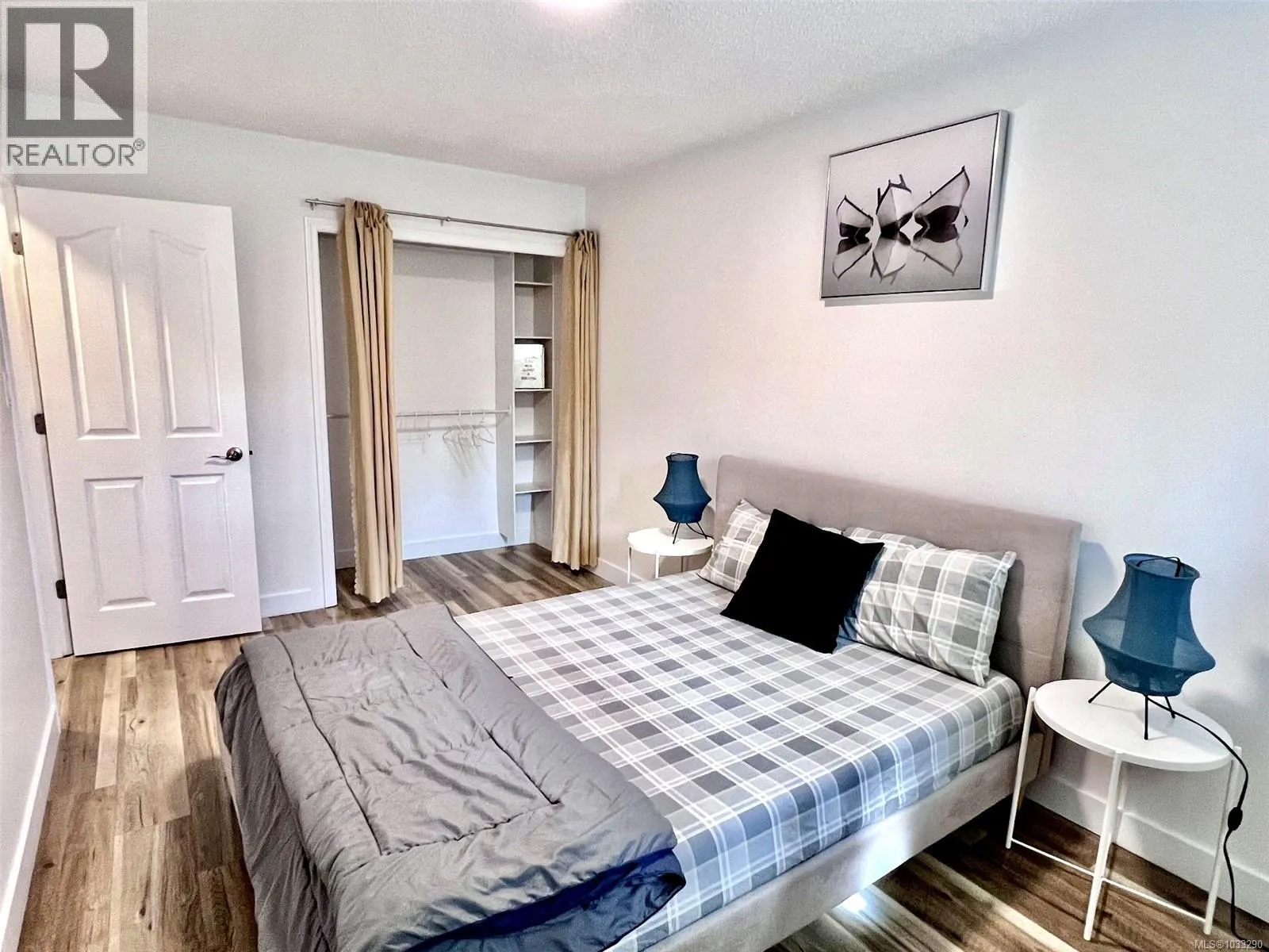 5560 Oceanview Terr