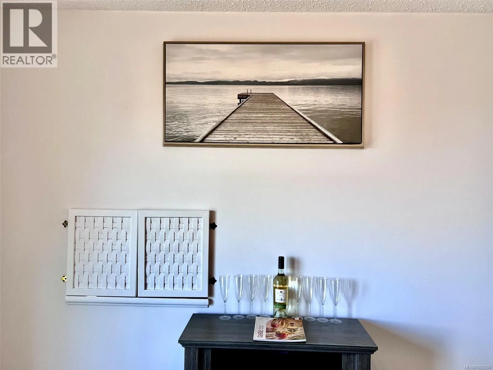 5560 Oceanview Terr