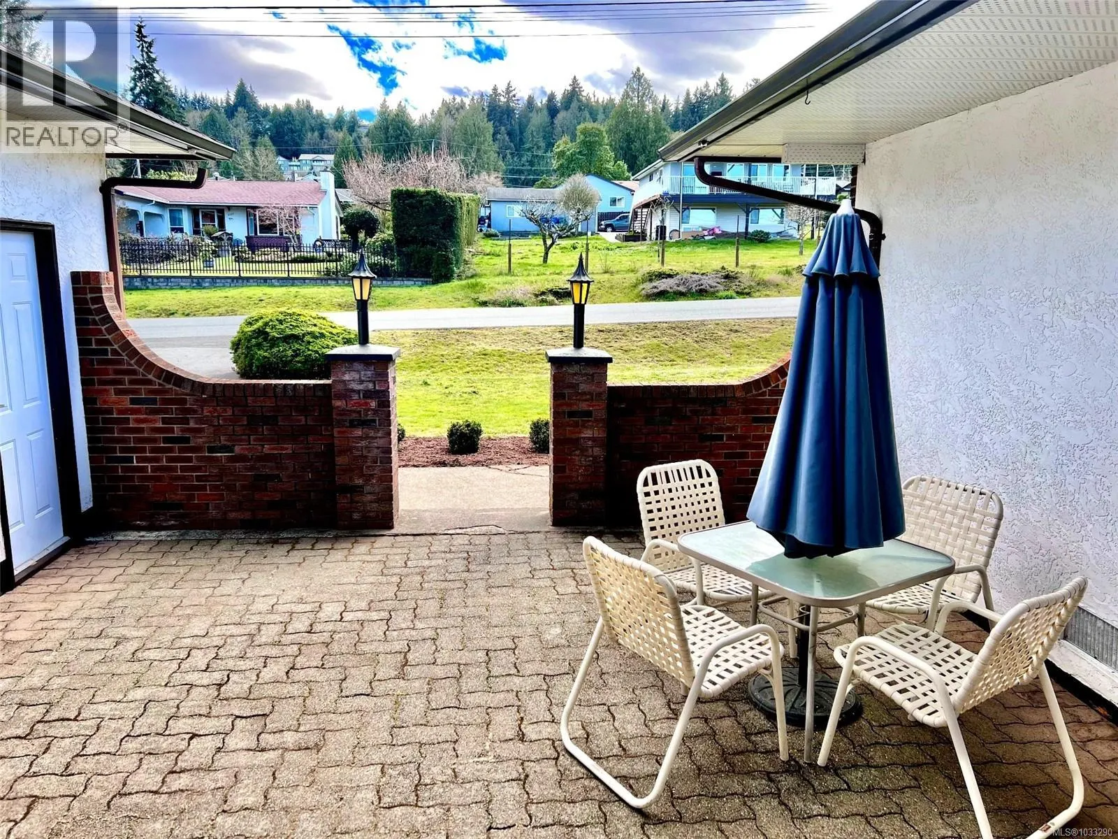 5560 Oceanview Terr