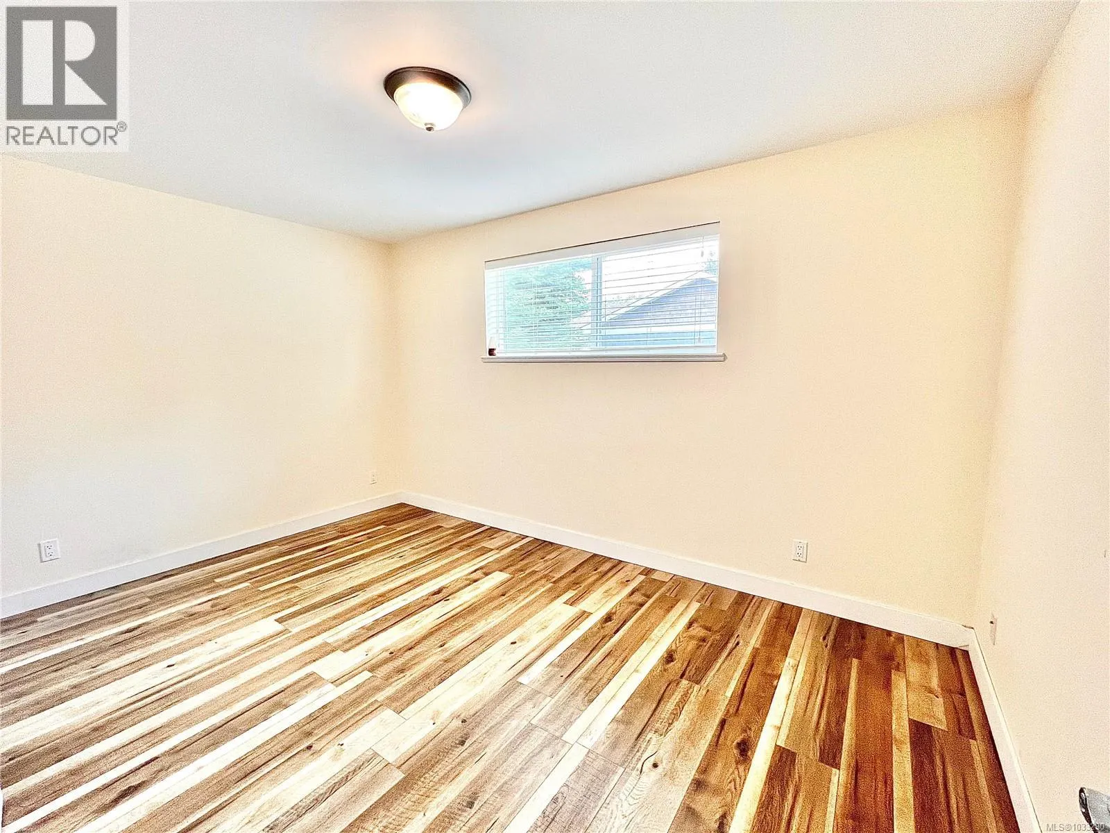 5560 Oceanview Terr