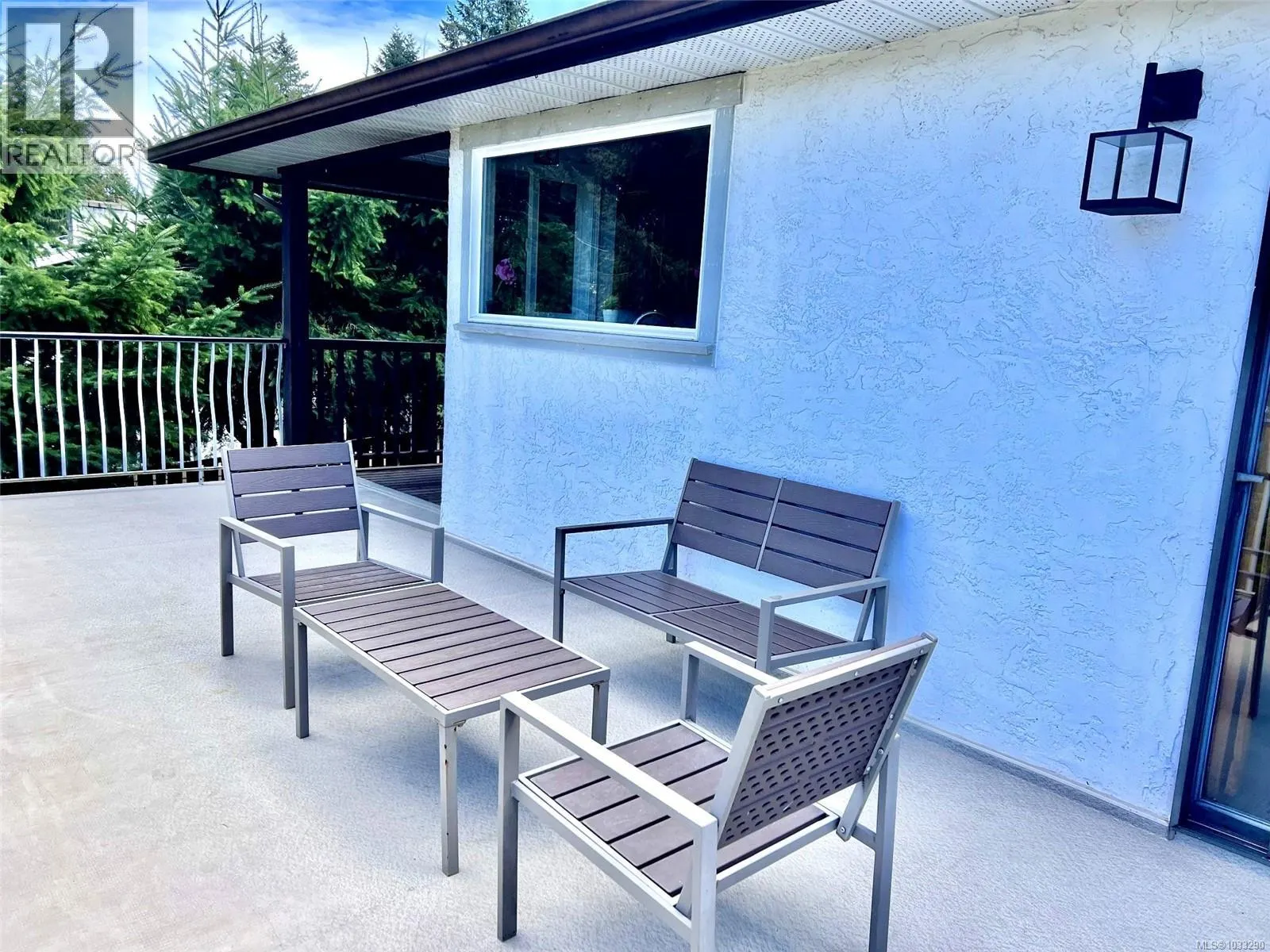 5560 Oceanview Terr
