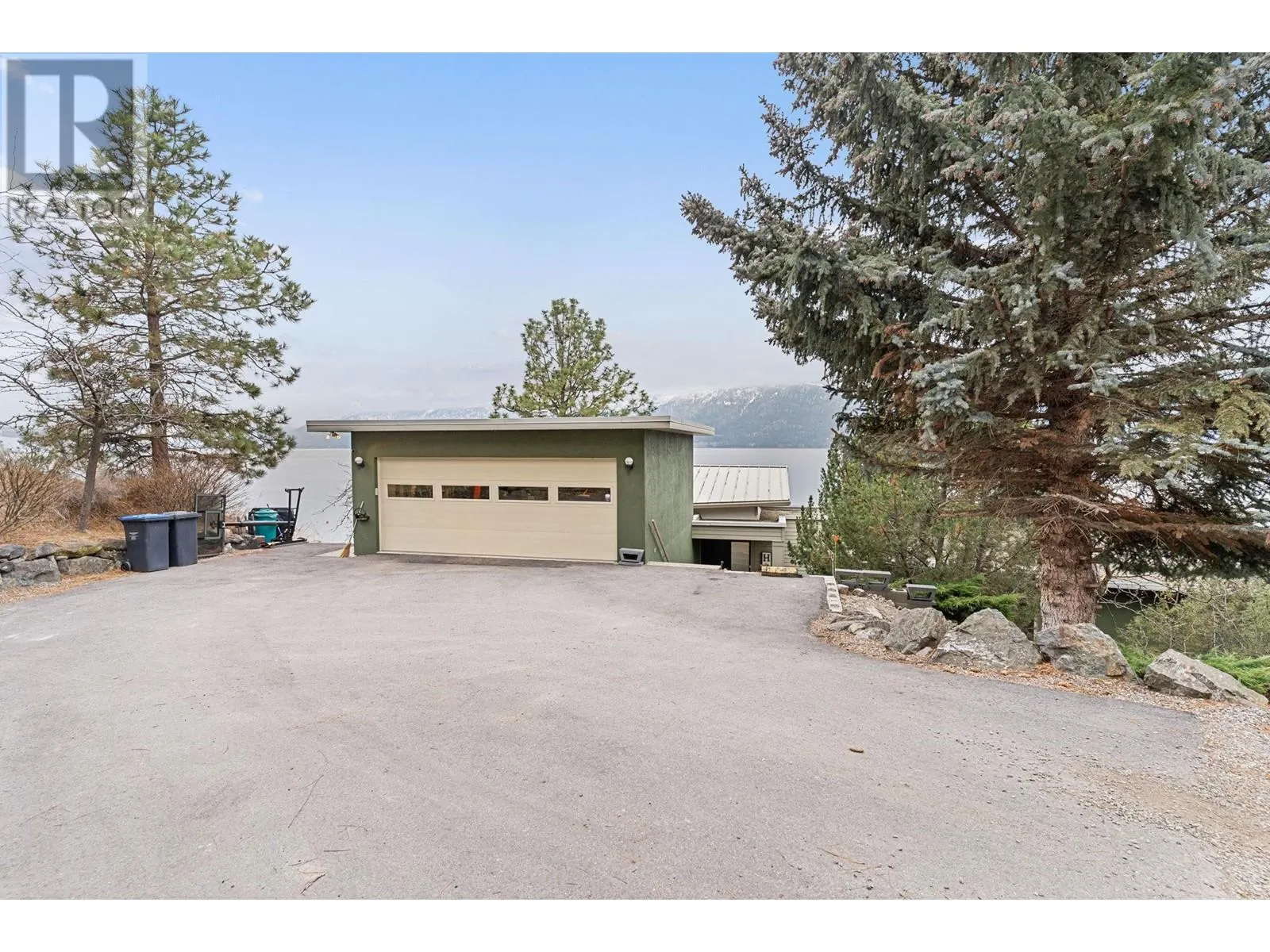 14450 Carrs Landing Road