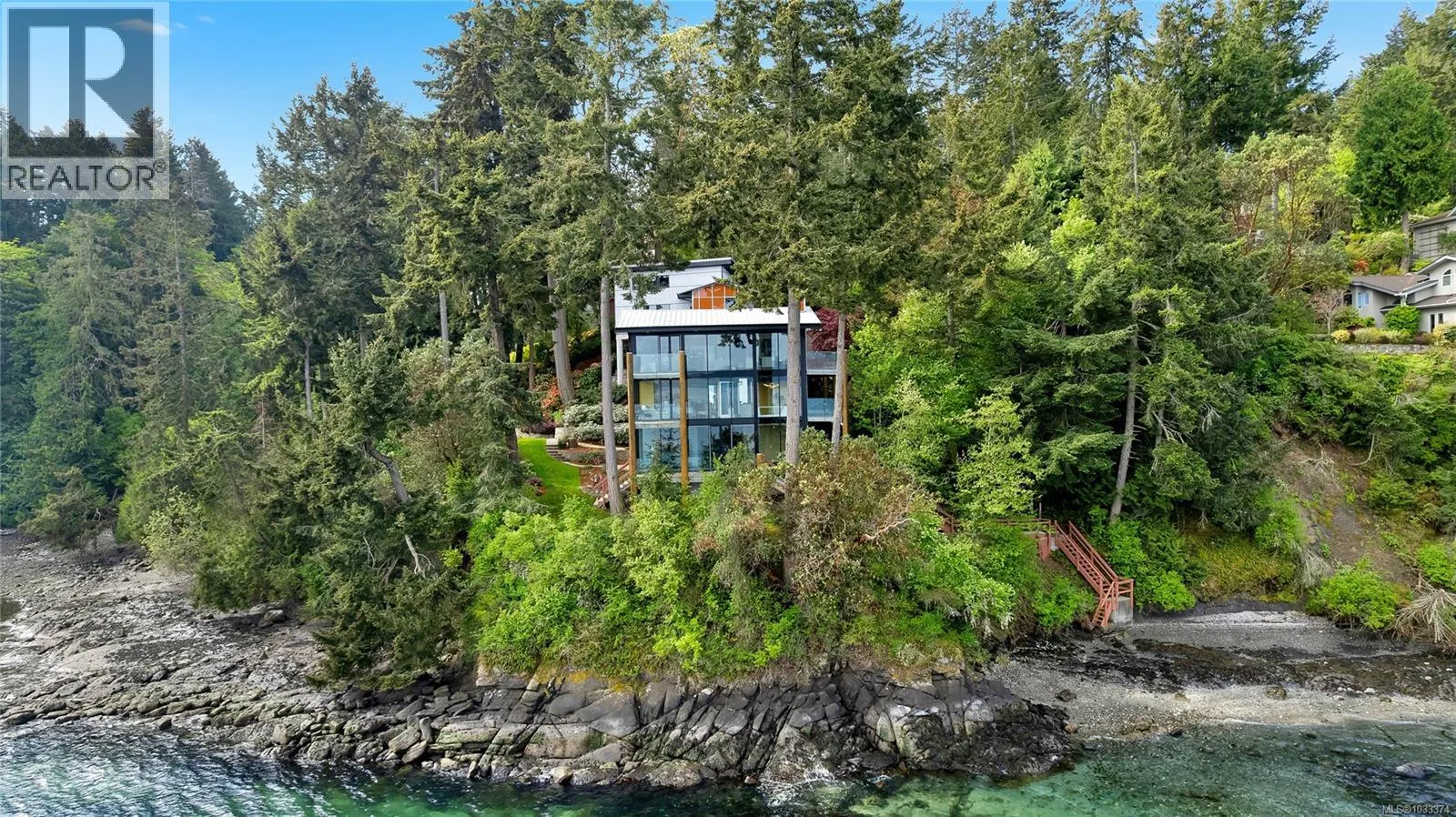 1676 Lands End Rd