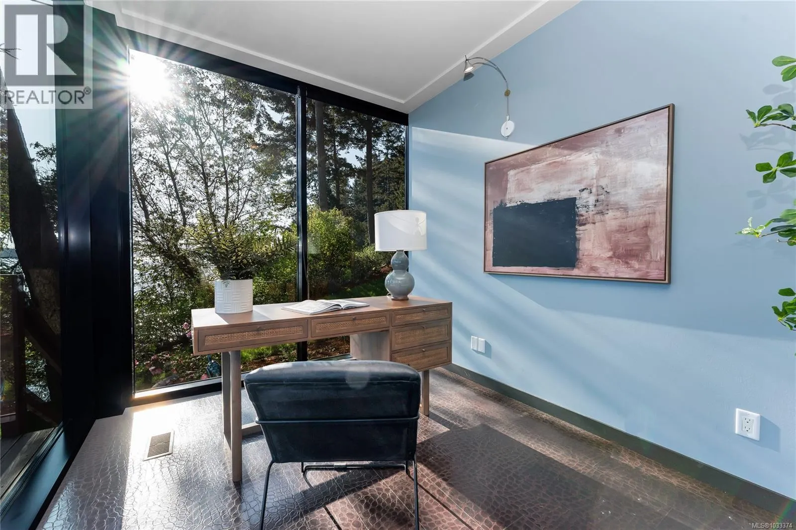 1676 Lands End Rd