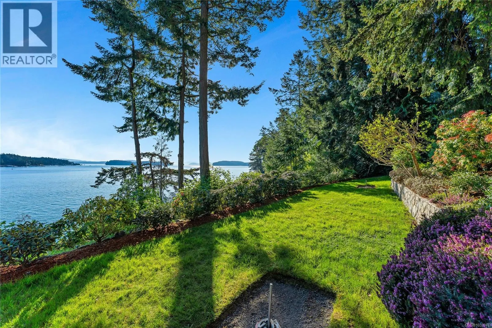 1676 Lands End Rd