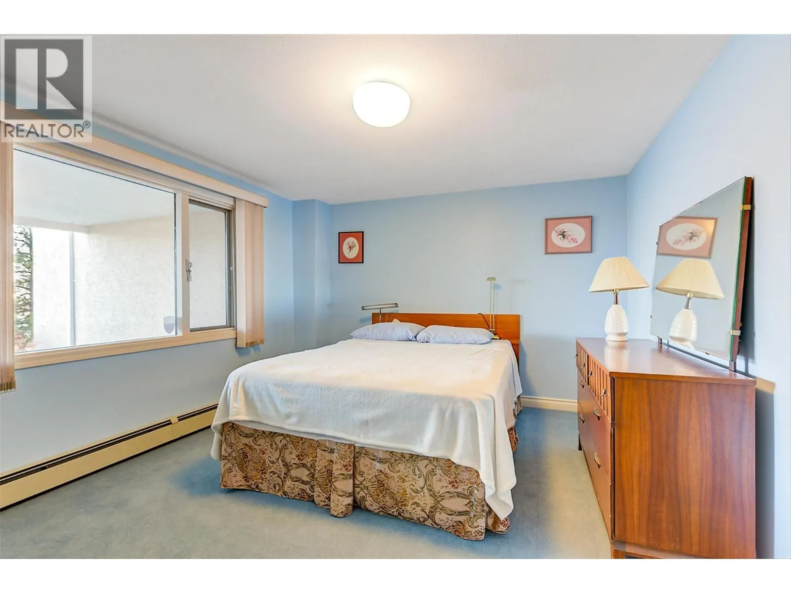 4470 Ponderosa Drive Unit# 103