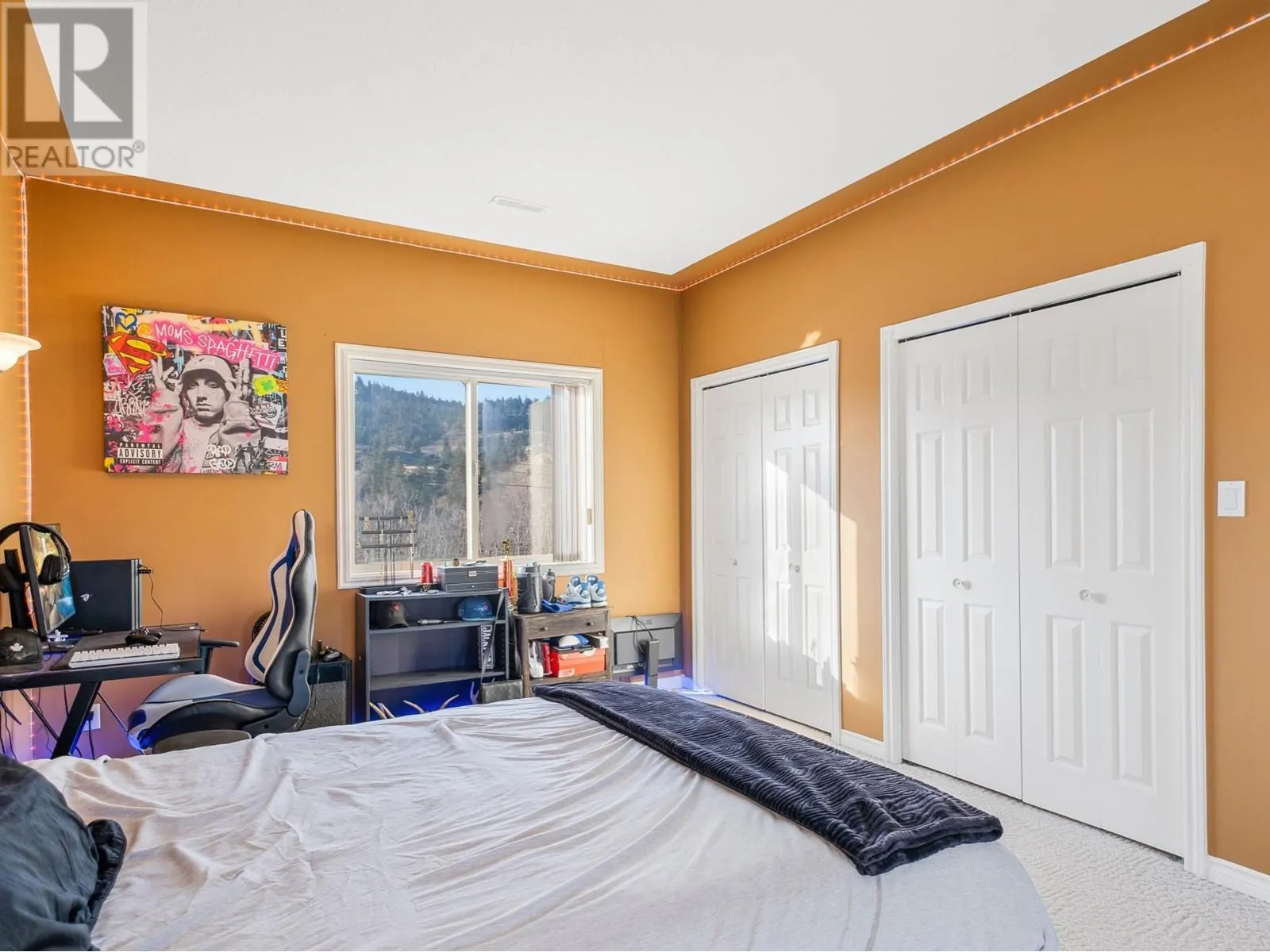 8211 Front Bench Road