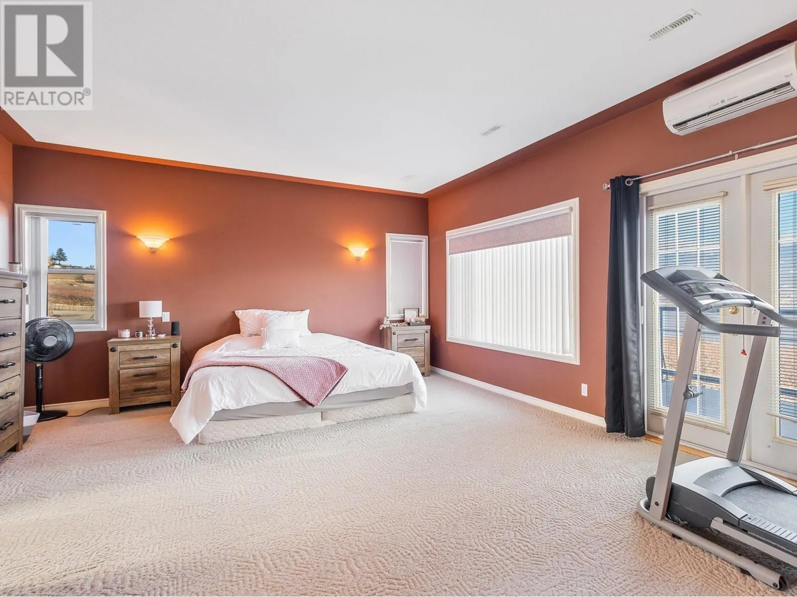 8211 Front Bench Road