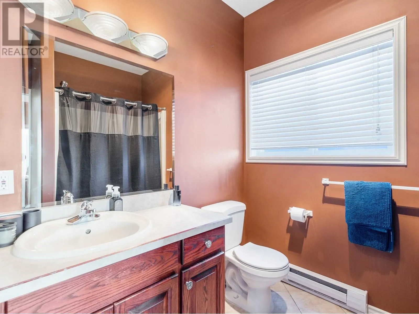 8211 Front Bench Road