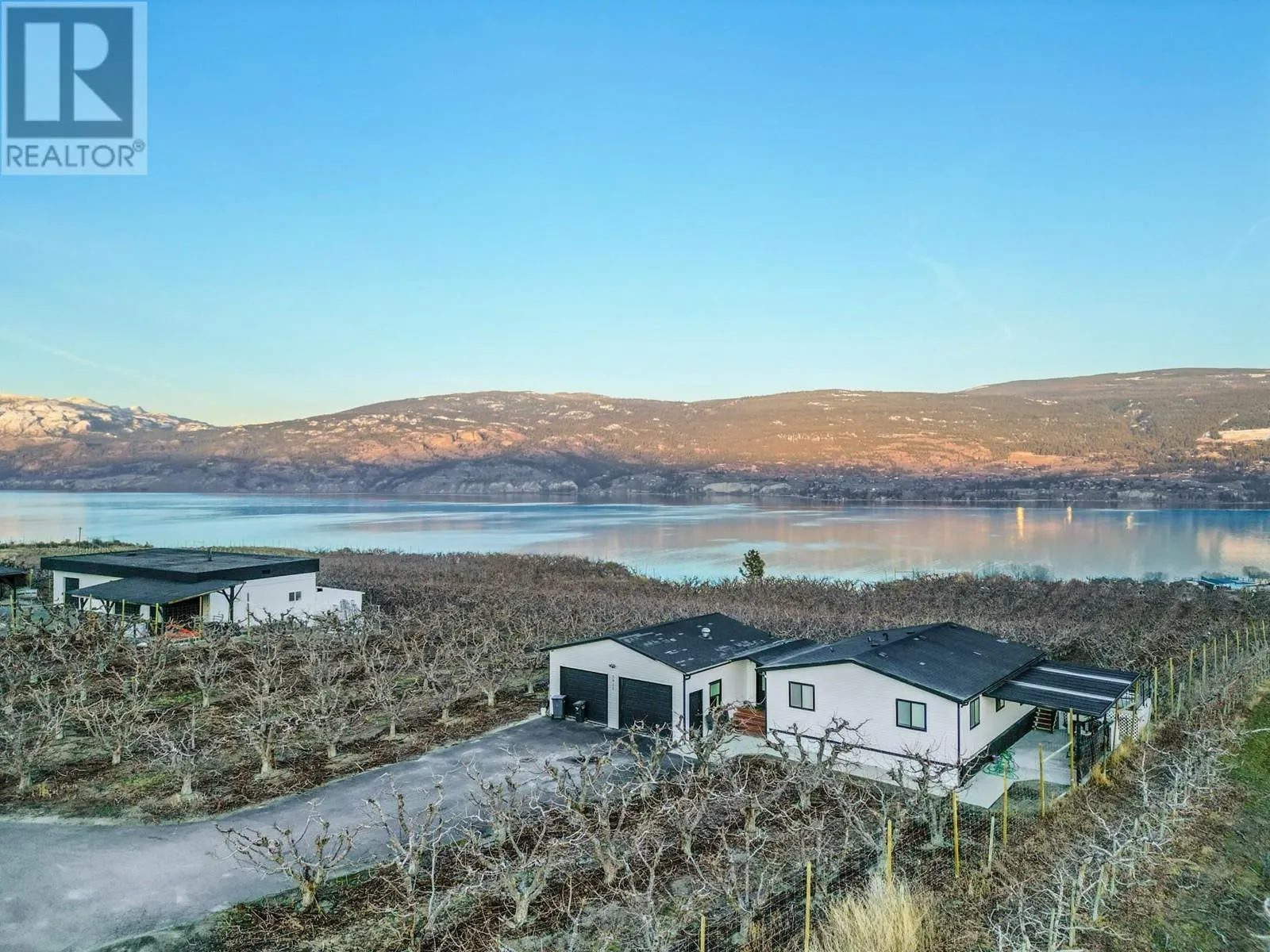 8211 Front Bench Road