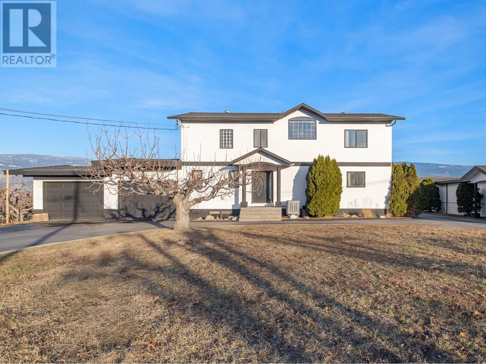 8211 Front Bench Road