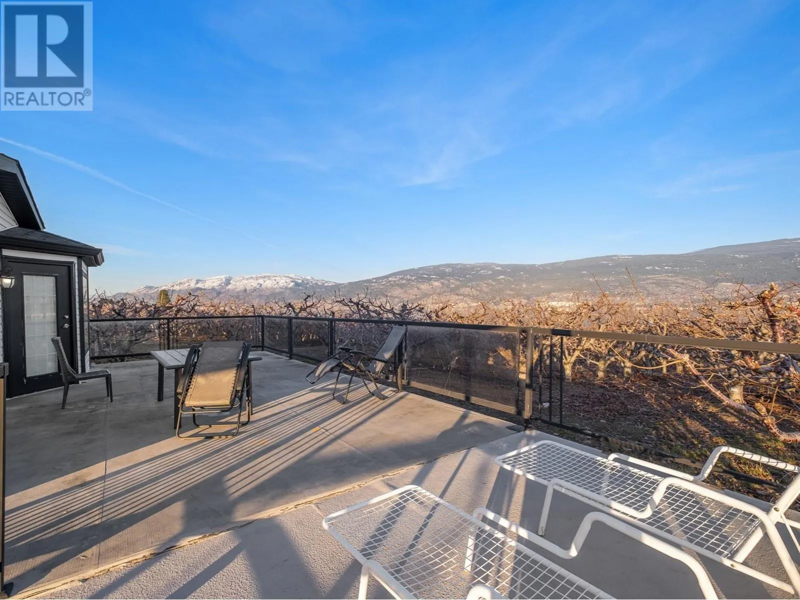 8211 Front Bench Road