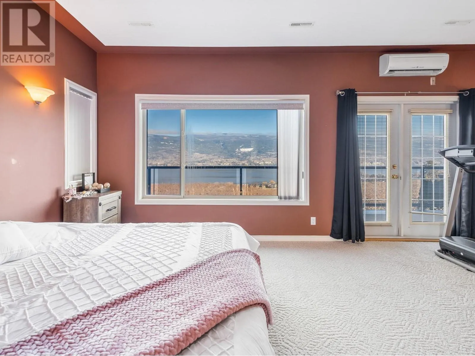 8211 Front Bench Road