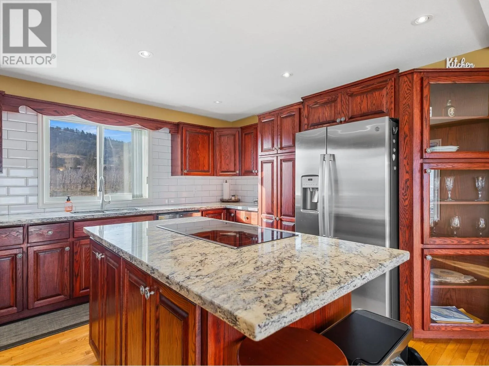 8211 Front Bench Road