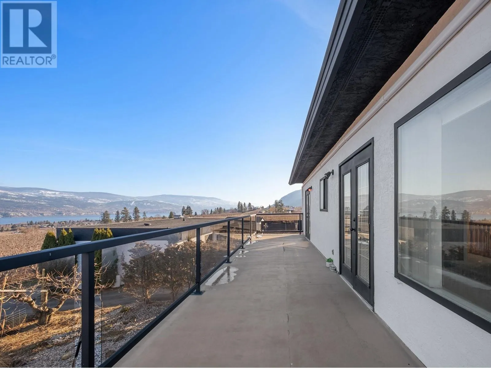 8211 Front Bench Road