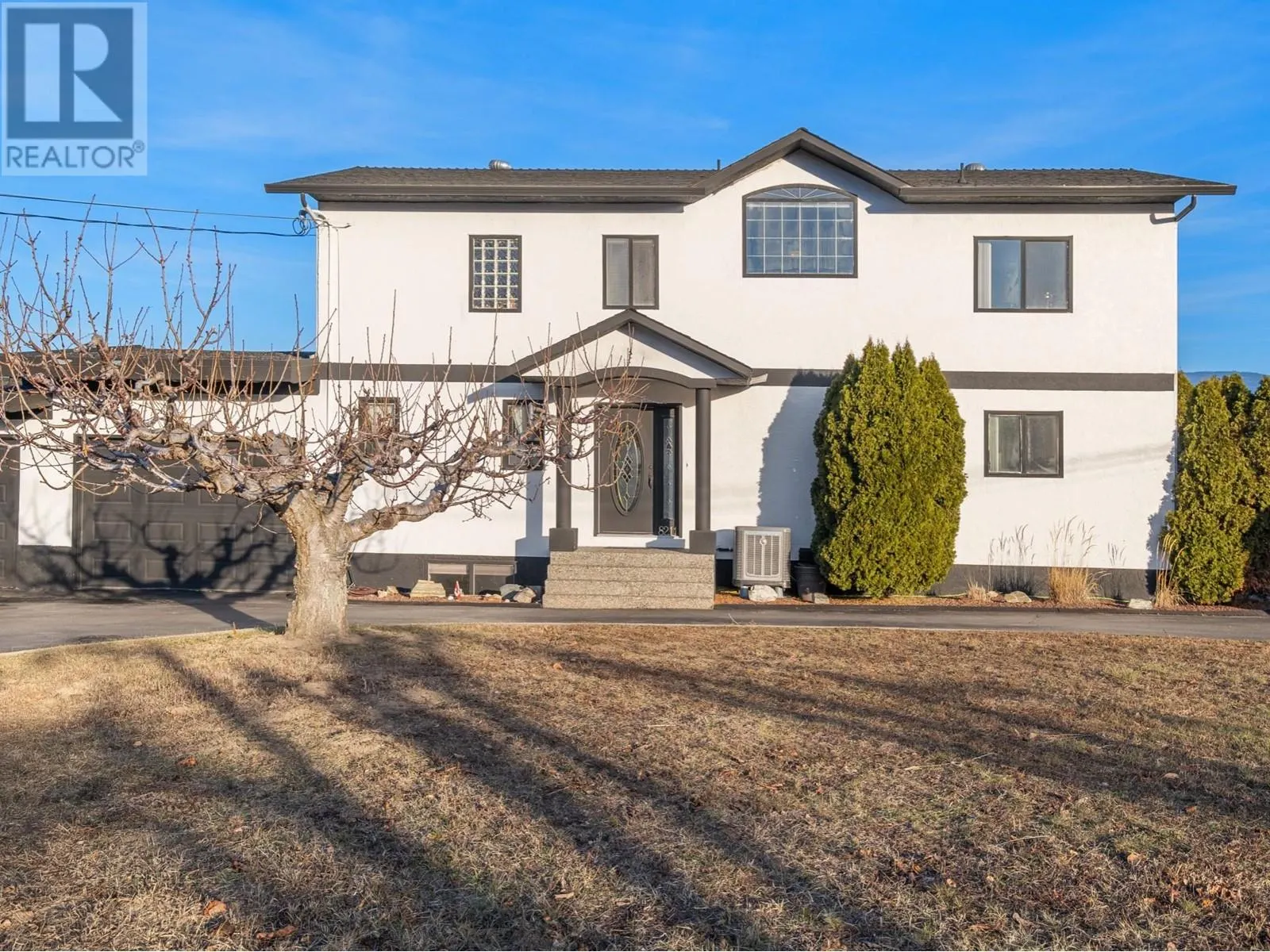 8211 Front Bench Road