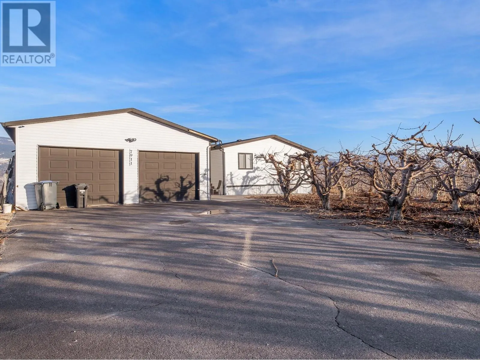 8211 Front Bench Road