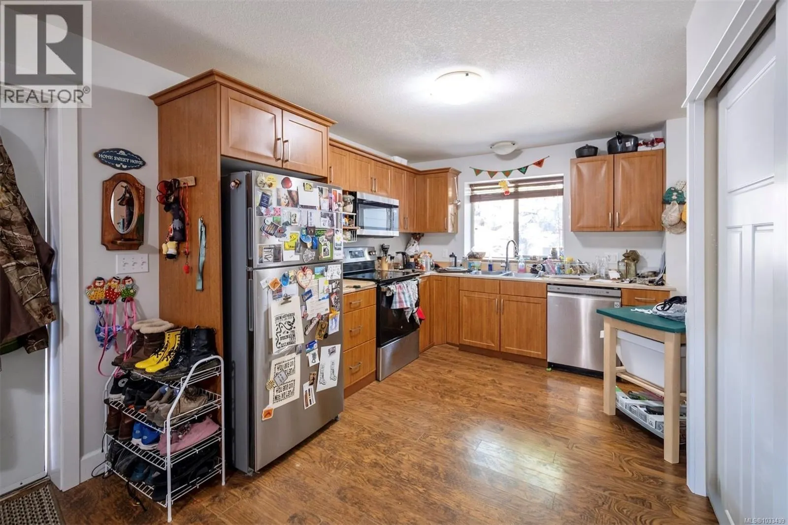 380 Pacific Cres