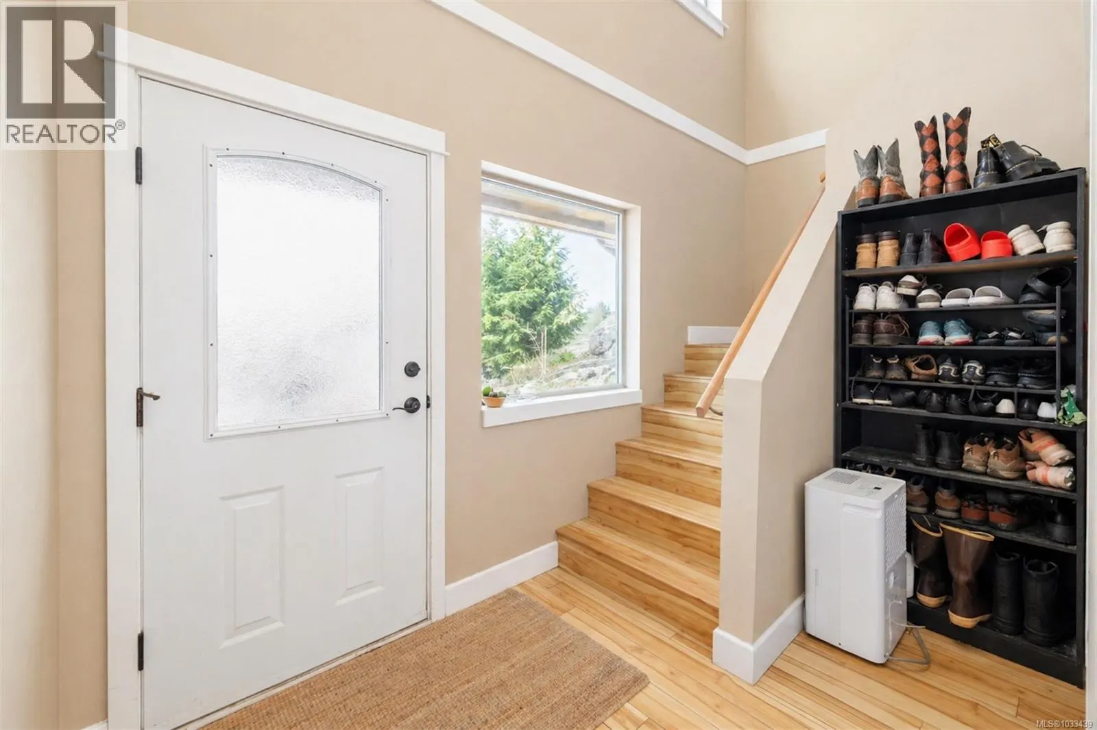 380 Pacific Cres