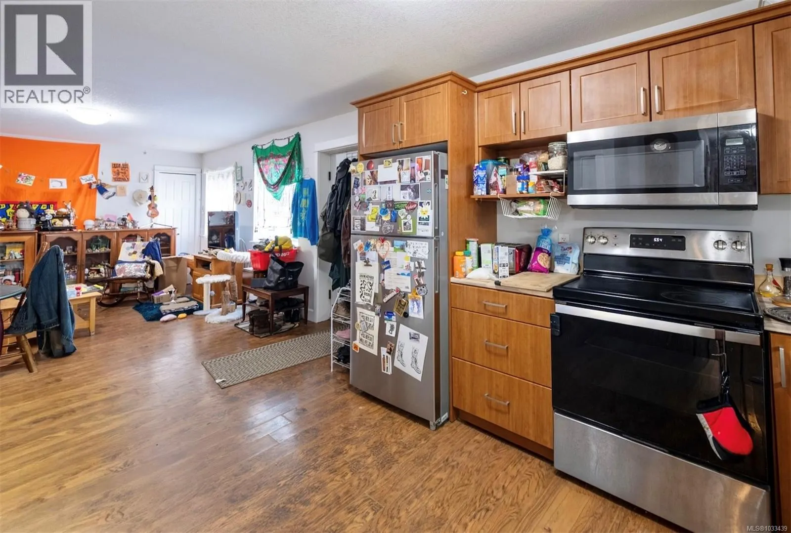 380 Pacific Cres