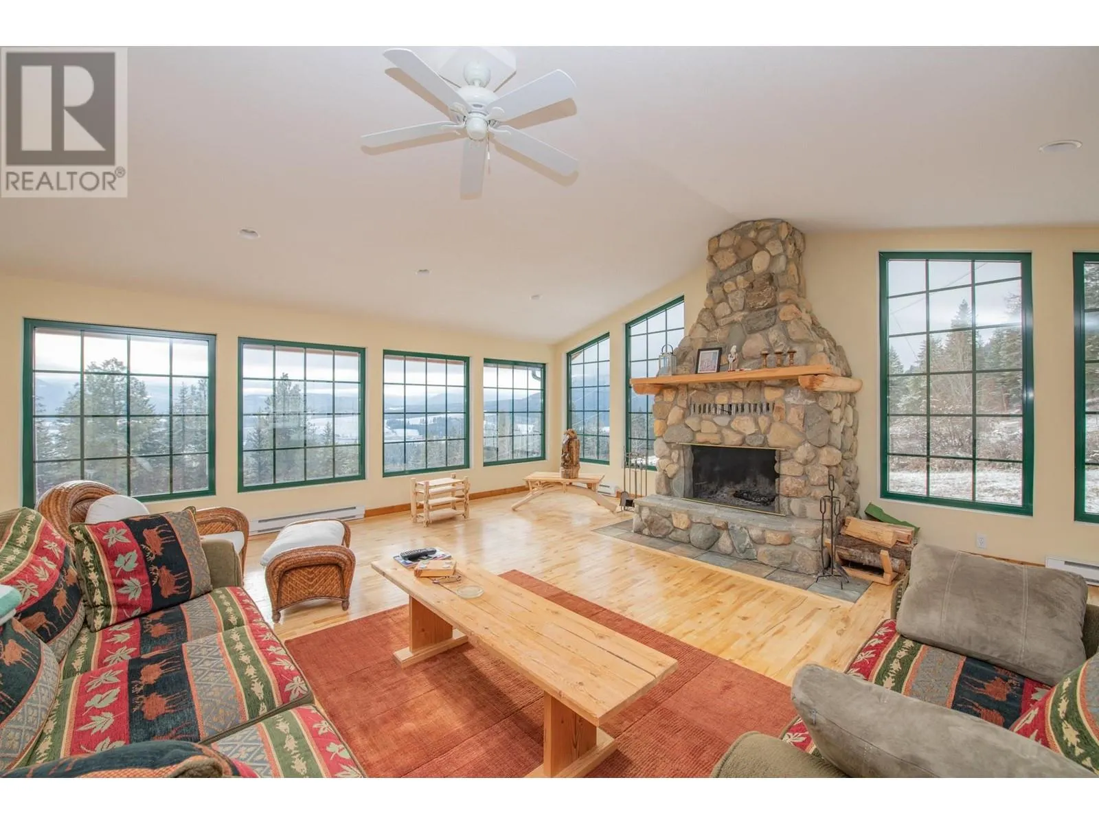 233 Albers Road