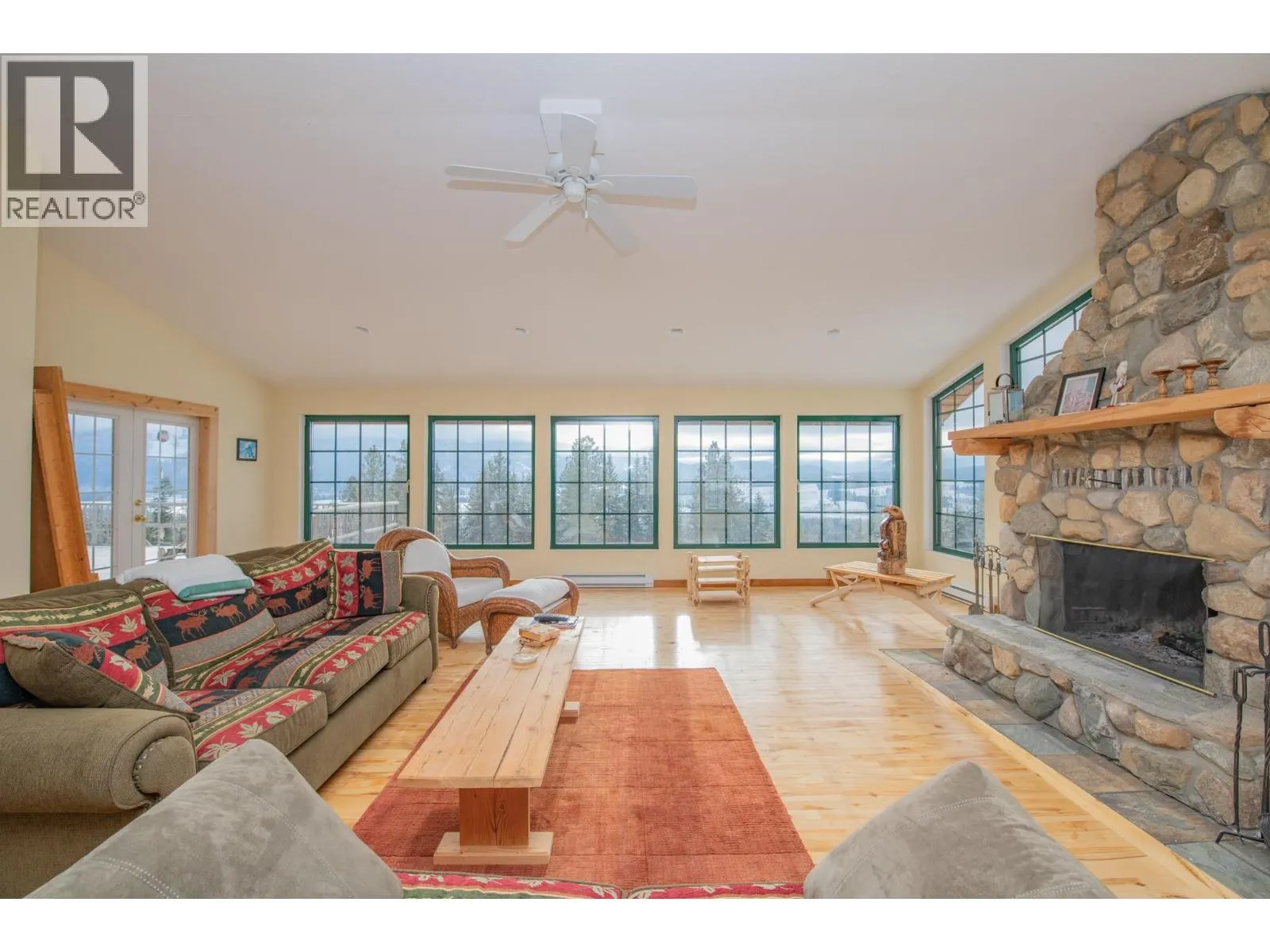 233 Albers Road