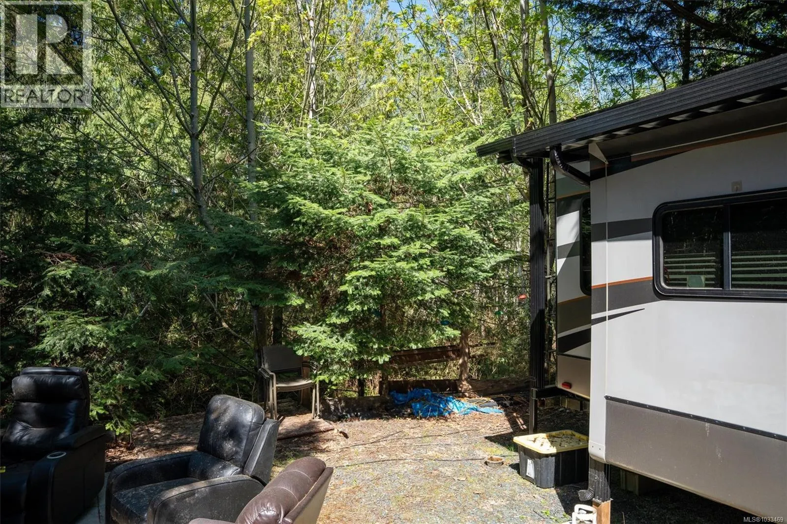 E14 2650 Turnbull Rd