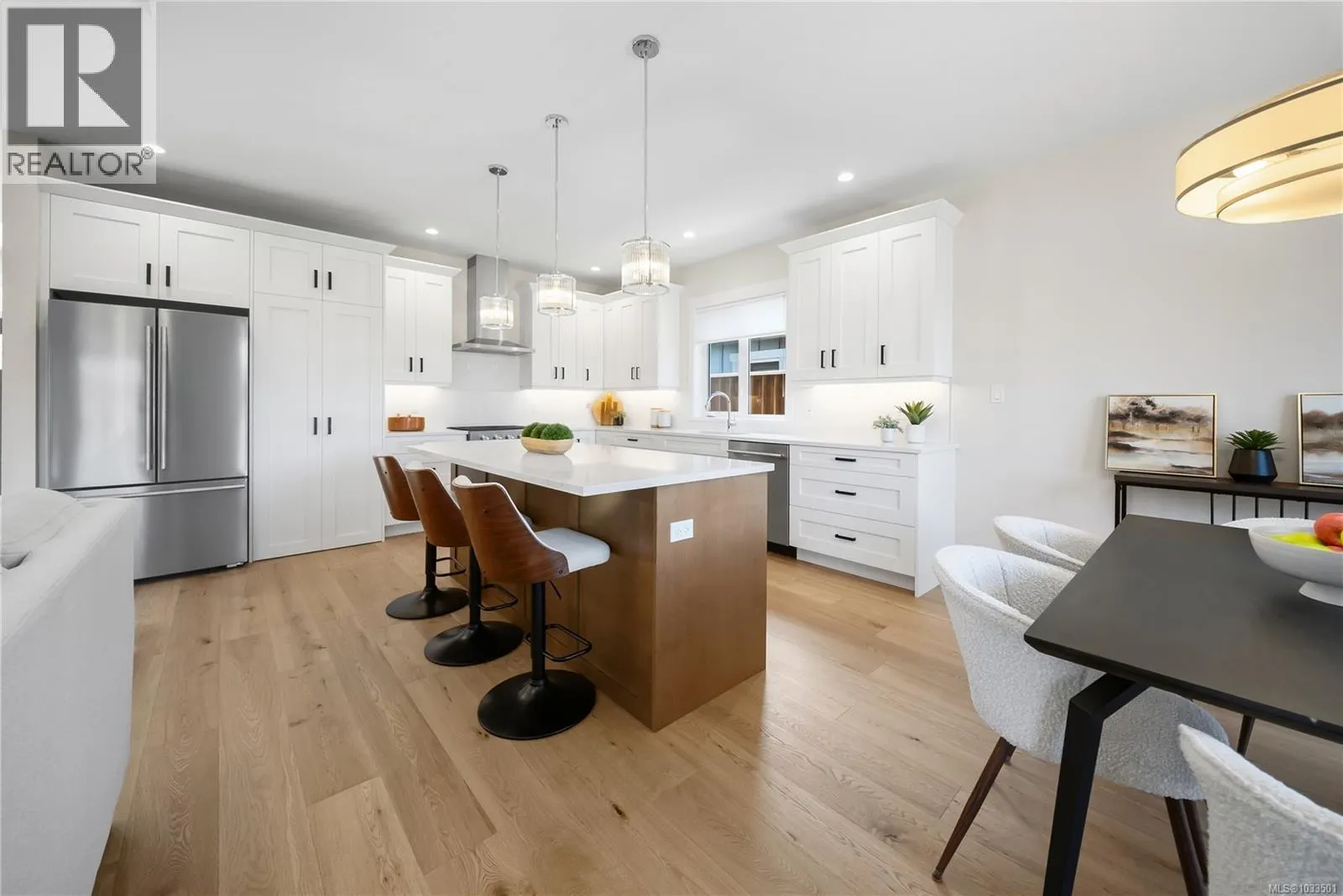 409 Hummingbird Pl