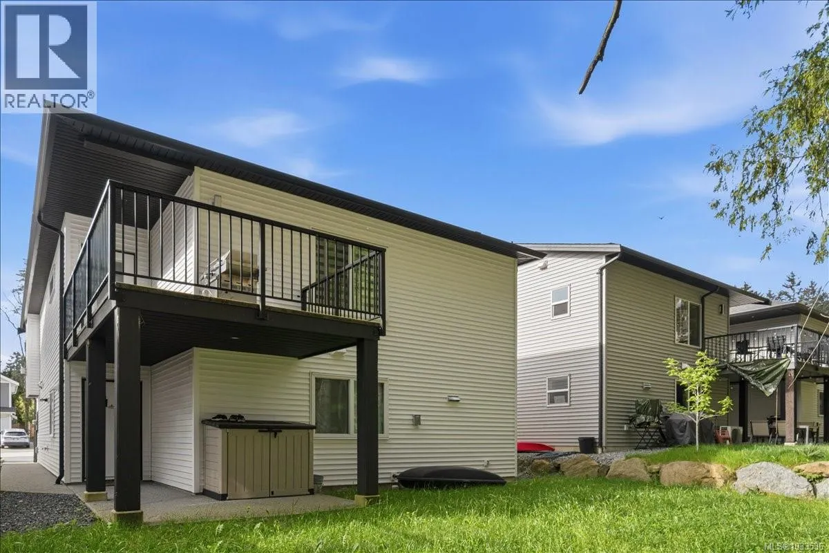 370 Avaani Way
